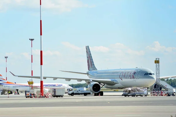 Varšava Polsko Července 2018 Aec Qatar Airways Airbus A330 302 — Stock fotografie