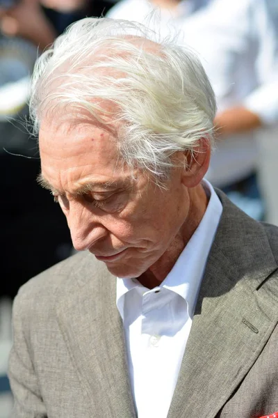 Varşova, Polonya. 9 Temmuz 2018. Charlie Watts, hayranları ile bir toplantı sırasında efsanevi Rolling Stones takımının müzisyen. Sadece gidiş daha önce Varşova konser sonrası