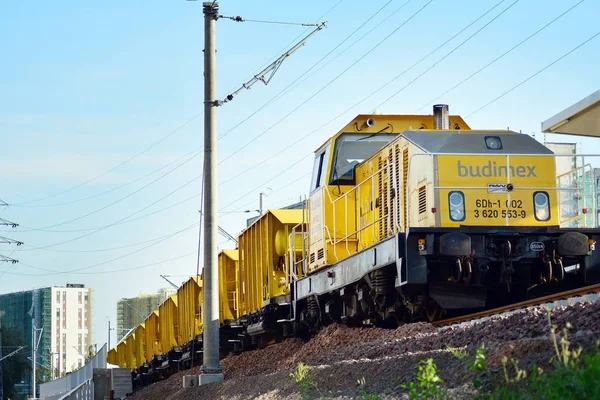 Varsavia Polonia Luglio 2018 Treno Costruzione Costruzione Della Ferrovia Alla — Foto Stock