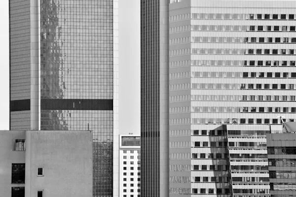 Современная Офисная Стена Стали Стекла Черное Белое — стоковое фото