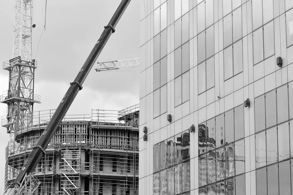 Moderno Edificio Oficinas Pared Acero Vidrio Blanco Negro — Foto de Stock