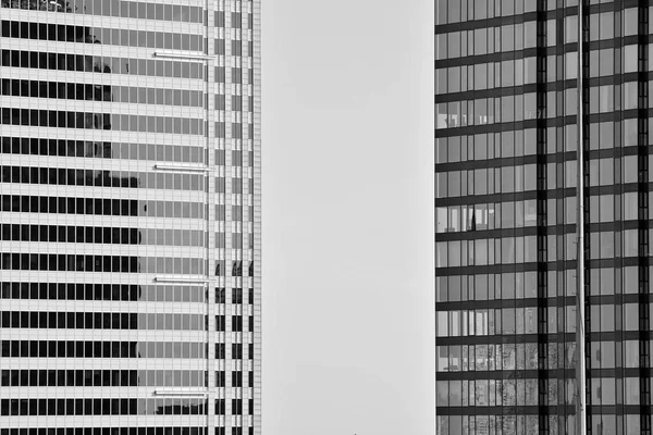 Parede Edifício Escritório Moderno Feito Aço Vidro Preto Branco — Fotografia de Stock