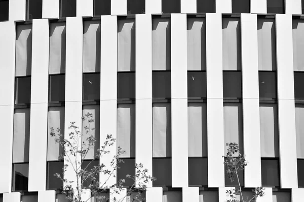 Κτίριο Γραφείων Μοντέρνα Τοίχο Φτιαγμένο Από Ατσάλι Και Γυαλί Μαύρο — Φωτογραφία Αρχείου