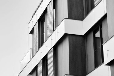 Modern apartman dış görünüşü. siyah ve beyaz.