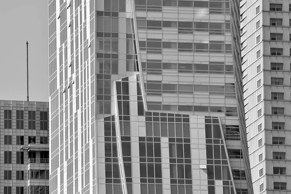 Modern Office Building Wall Made Steel Glass Black White — Stock Photo, Image