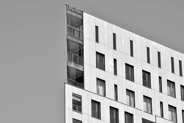 Moderno Edificio Apartamentos Exterior Blanco Negro —  Fotos de Stock