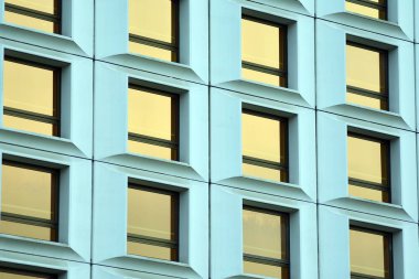 Kahverengi windows binanın. Geometrik arka plan. Bina cephe
