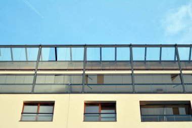 gün ışığında çağdaş konut Bina dış cephe