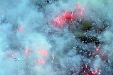 Varşova, Polonya. 1 Ağustos 2018. Varşova Ayaklanması yıldönümü kutlaması. Roma Dmowski roundabout.