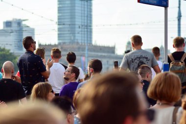 Varşova, Polonya. 1 Ağustos 2018. Varşova Ayaklanması yıldönümü kutlaması. Roma Dmowski roundabout.