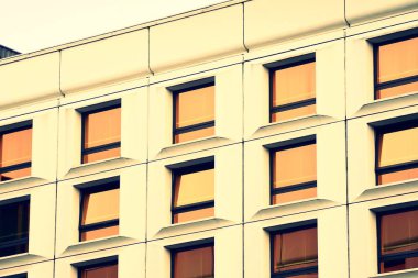 Soyut en az tarzı mimari arka plan. Modern bina cephe detay. Retro renkleri stilizasyon