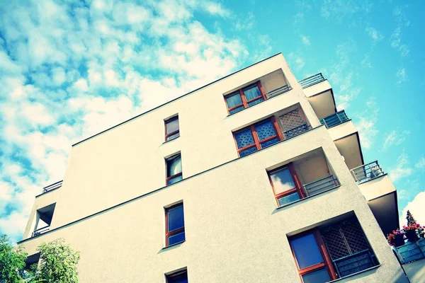 Moderno Edificio Apartamentos Exterior Estilización Colores Retro — Foto de Stock