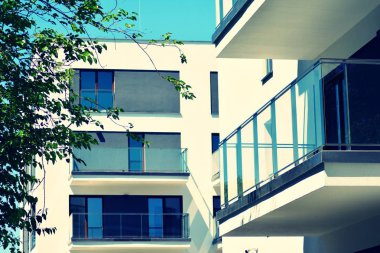 Modern apartmanın dış. Retro renkleri stilizasyon