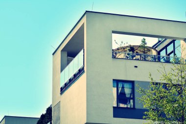 Modern apartmanın dış. Retro renkleri stilizasyon