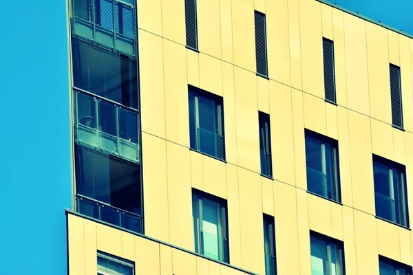 Modern apartmanın dış. Retro renkleri stilizasyon