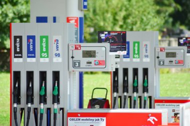 Varşova, Polonya. 18 Ağustos 2018. Orlen benzin istasyonu.