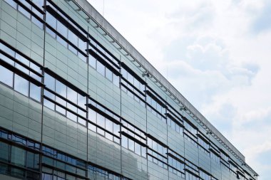 Ofis Binası. İşletme Binası. Modern bina. Binanın dış. 