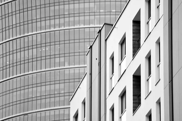 Moderno Edificio Apartamentos Exterior Blanco Negro —  Fotos de Stock