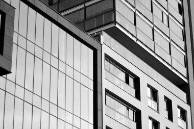 Modern apartman dış görünüşü. siyah ve beyaz.