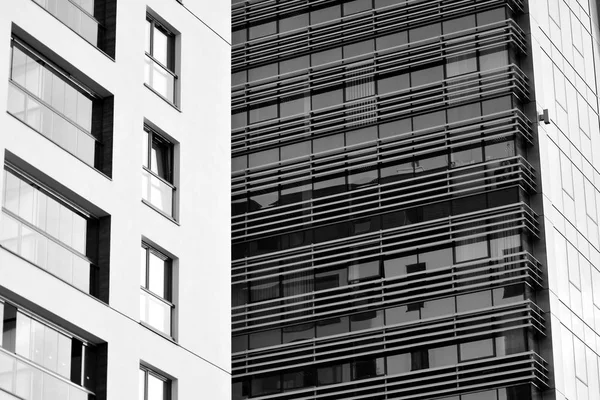 Immeuble Moderne Extérieur Noir Blanc — Photo