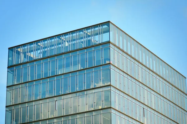 Abstraktes Fragment Zeitgenössischer Architektur Wände Aus Glas Und Beton Glasvorhangwand — Stockfoto