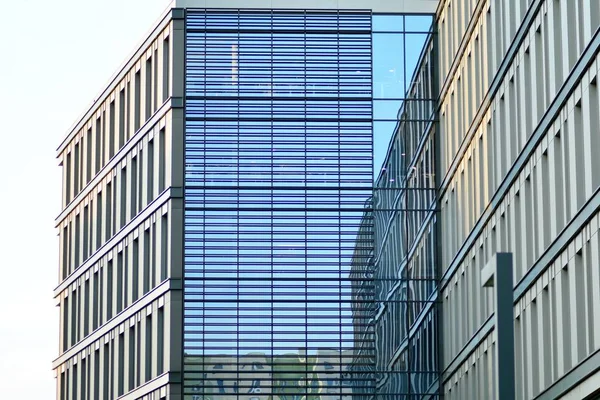 Abstracte Fragment Van Hedendaagse Architectuur Wanden Van Glas Beton Glazen — Stockfoto
