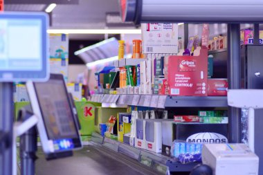 Varşova, Polonya. 3 Eylül 2018. İç süpermarket Lidl. 