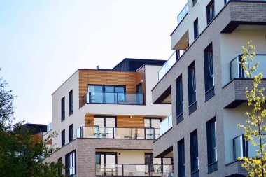  Çağdaş mimarinin soyut parçası. Konut modern bina