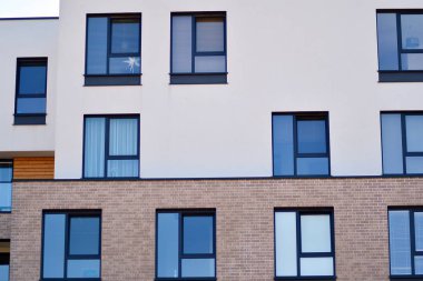  Çağdaş mimarinin soyut parçası. Konut modern bina