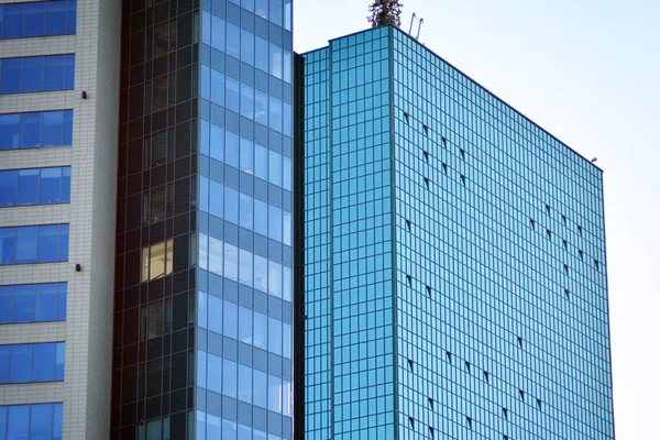 Abstraktes Fragment Zeitgenössischer Architektur Wände Aus Glas Und Beton Glasvorhangwand — Stockfoto