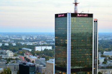 Varşova, Polonya. 17 Eylül 2018. Havadan görünümü Varşova. Gece şehir merkezi Varşova.
