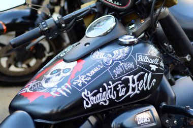 Varşova, Polonya. 29 Eylül 2018. Ayırt edici beyefendinin yolculuk Avrupa meydanında. Motosiklet, özel motosiklet ralli
