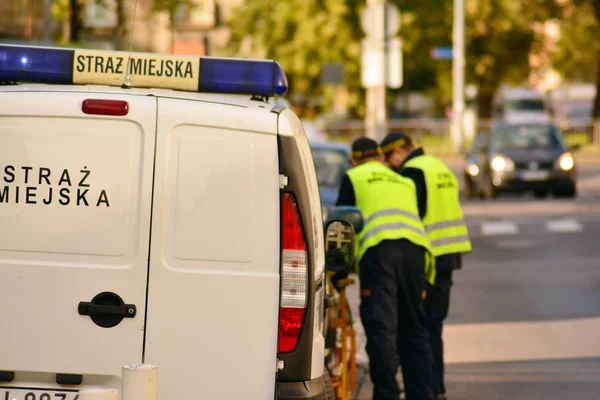Warschau Polen Oktober 2018 Gemeentelijke Politie Auto Wiel Geblokkeerd Door — Stockfoto