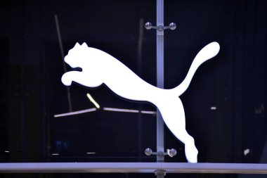 Szczecin, Polonya. 6 Ekim 2018. İşareti Puma. Şirket tabela Puma.