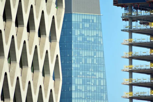 Warszawa Polen Oktober 2018 Byggandet Mennica Legacy Tower Kontorsbyggnaden — Stockfoto