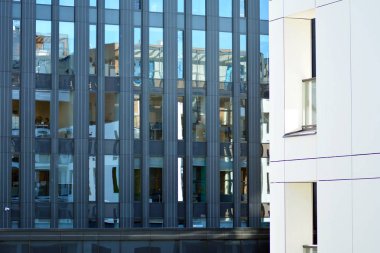 Ofis Binası Kapatma