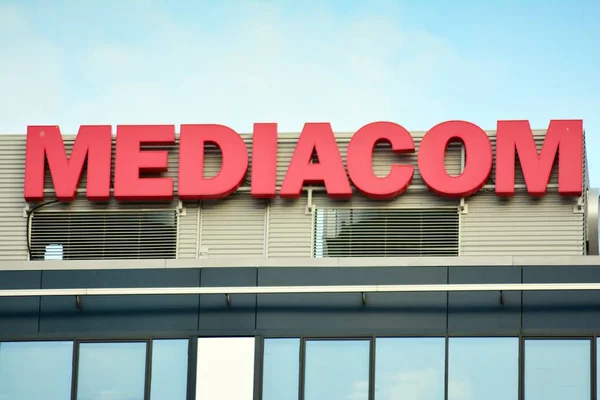 Varsovia Polonia Noviembre 2018 Firma Mediacom Letrero Empresa Mediacom — Foto de Stock