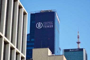 Varşova, Polonya. 6 Kasım 2018. Dış merkez kule Ofis Binası