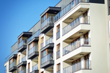 Yeni bir modern apartman detay