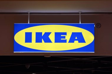 Varşova, Polonya. 10 Kasım 2018. IKEA imzala. Şirket tabela IKEA.