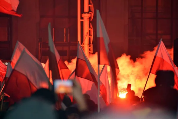 Varsovia Polonia Noviembre 2018 200 000 Personas Participaron Marcha Organizada — Foto de Stock