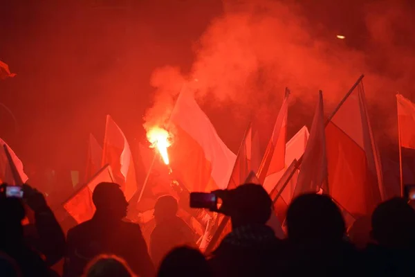Βαρσοβία Πολωνία Νοεμβρίου 2018 200 000 Άνθρωποι Συμμετείχαν Στην Πορεία — Φωτογραφία Αρχείου