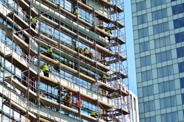 Varşova, Polonya. 28 Kasım 2018. Browary Warszawskie inşaatı. Konut ve büro binaları.