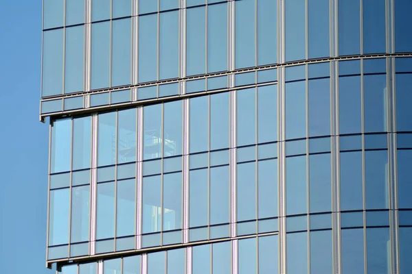 View Modern Glass Skyscraper Exterior Glass Wall Abstract Texture — стоковое фото