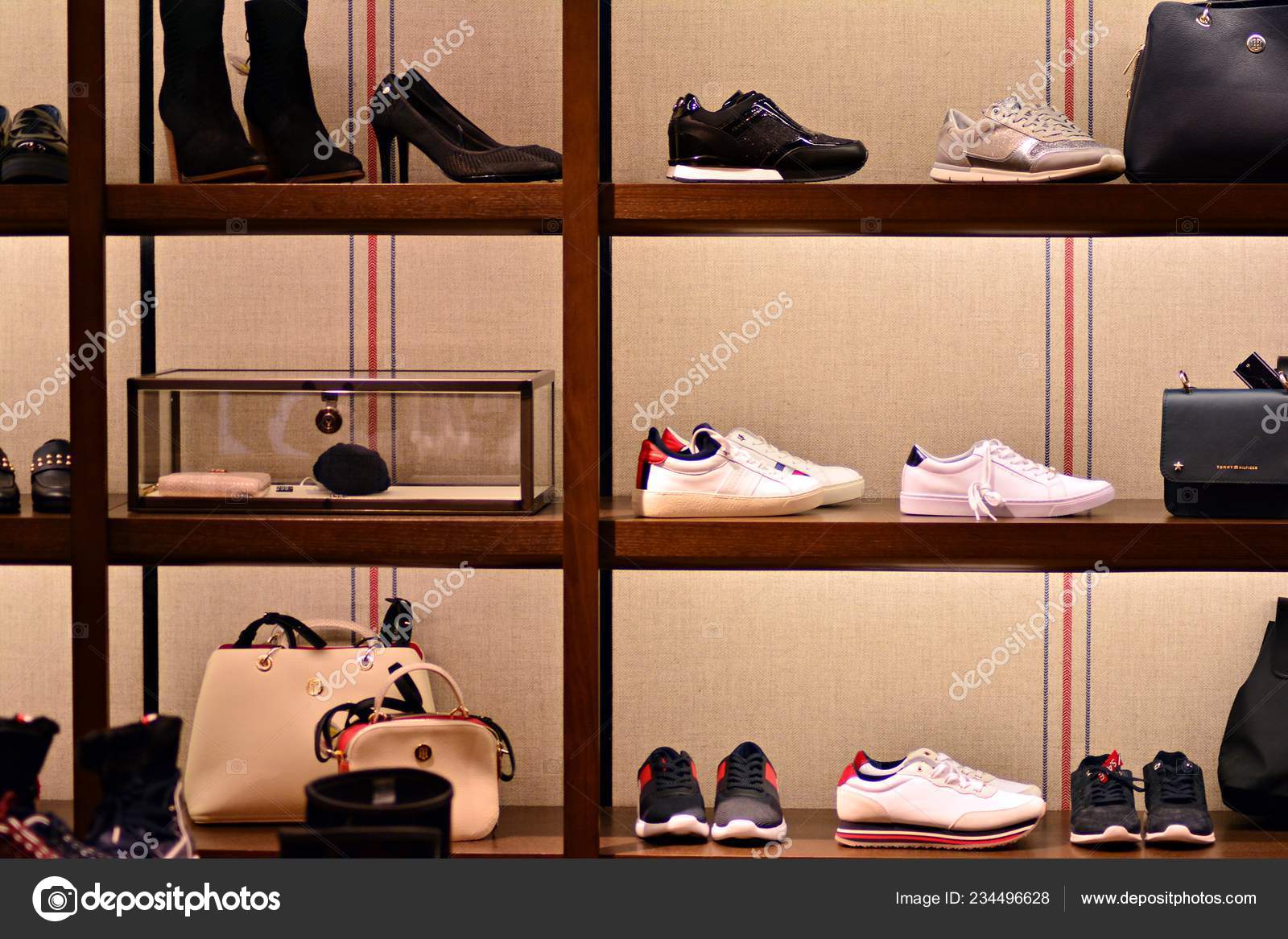 tommy hilfiger shoes 2018