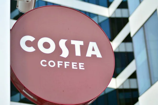 Varsóvia Polónia Janeiro 2019 Assine Costa Coffee Empresa Tabuleta Costa — Fotografia de Stock