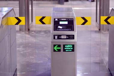 otomatik bilet ücreti Kapıda mimari modern iç