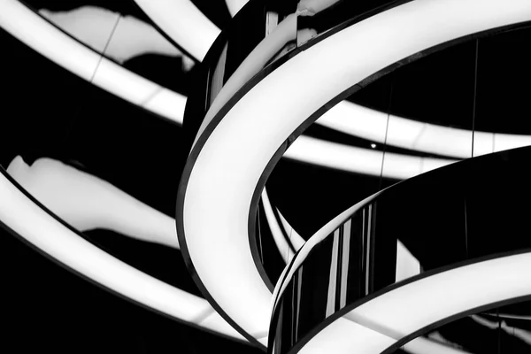 Soyut iç parçası. Stilize aydınlatma ile modern Led lambalar. Siyah ve beyaz.