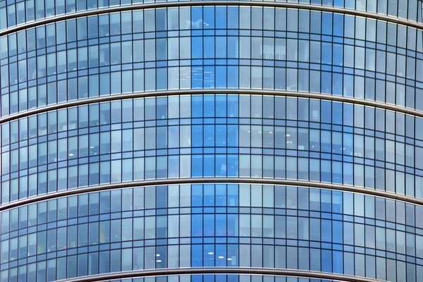 Сучасна Будівля Відбитим Небом Хмарою Скляному Вікні — стокове фото