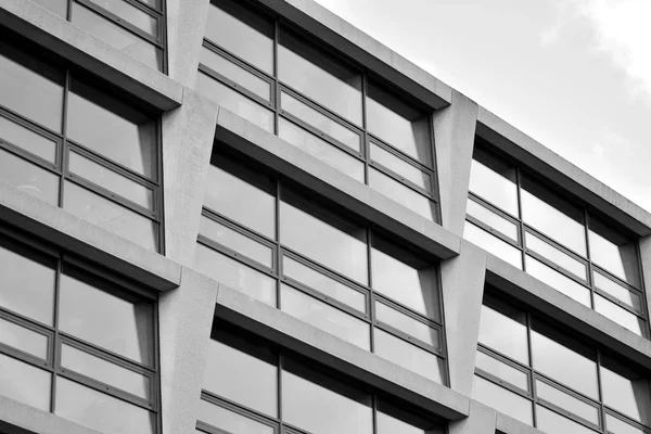 Fragmento Abstracto Arquitectura Moderna Paredes Vidrio Hormigón Blanco Negro — Foto de Stock